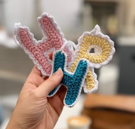 Letters hanger